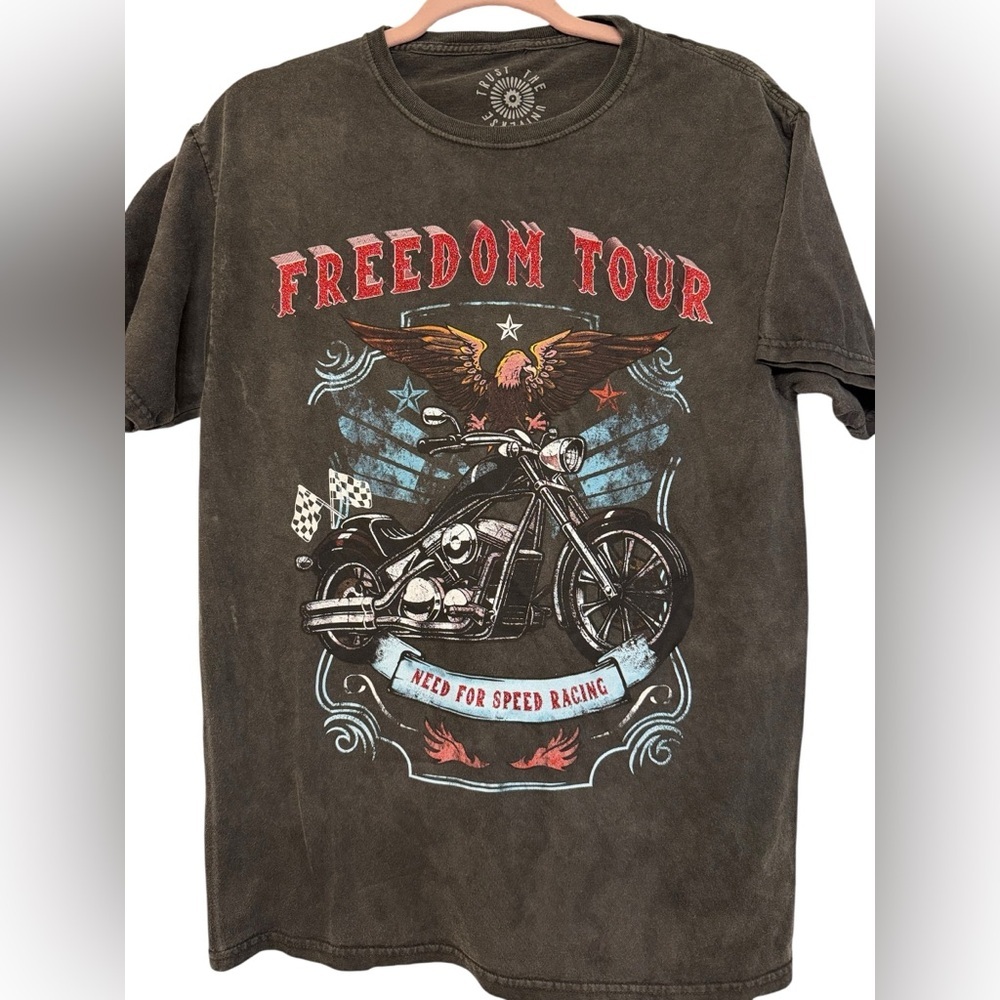 Trust the Universe Freedom  Tour Graphic Tee